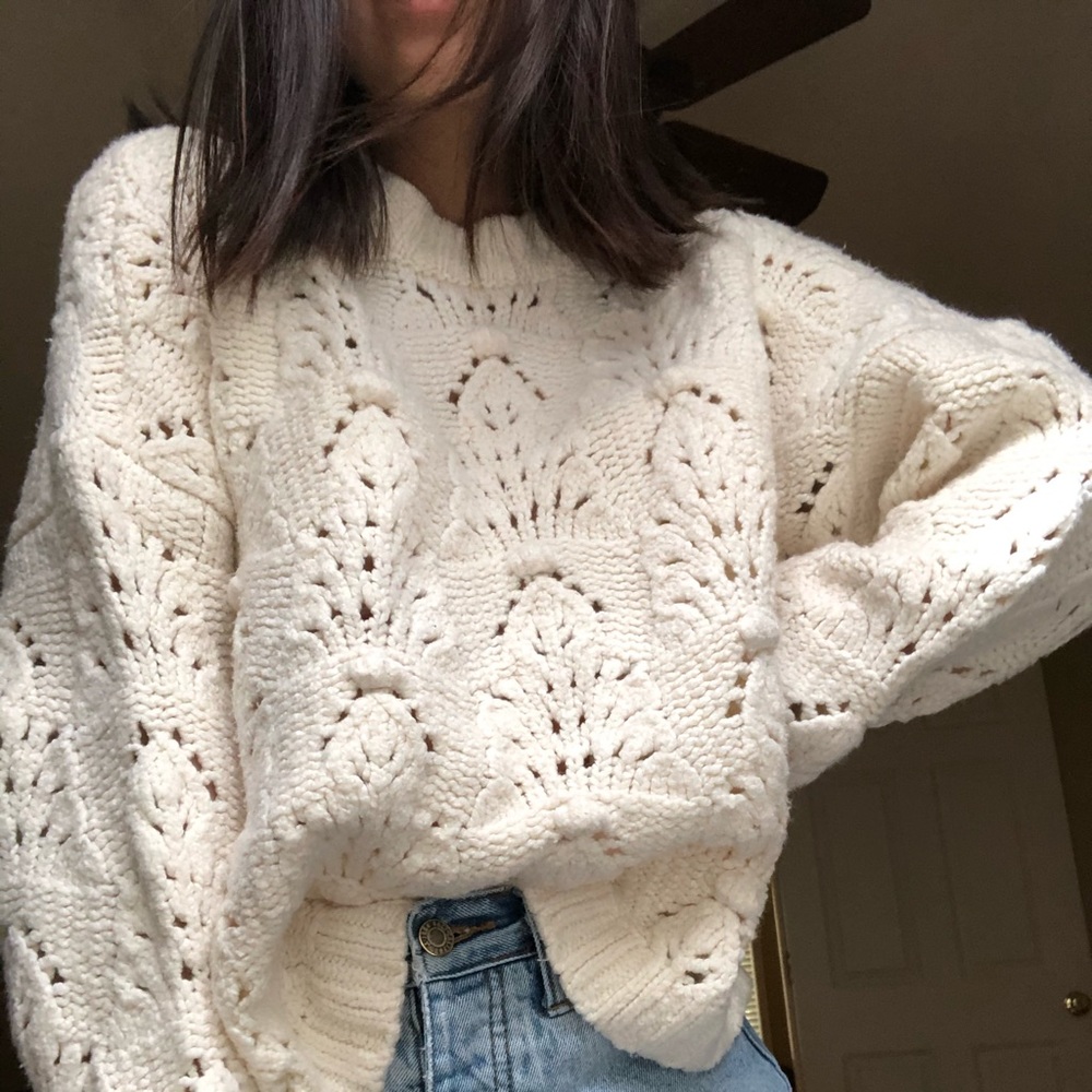 white knit american eagle outfitters sweater.